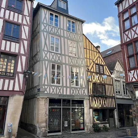 Le 1732, Coeur D'histoire, Duplex Au Calme Apartament Rouen