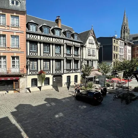 Apartament Le 1732, Coeur D'histoire, Duplex Au Calme *